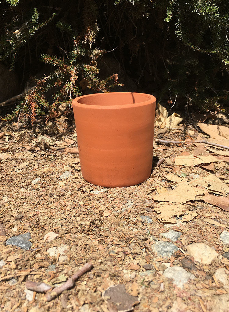 smallterracottacylinderdark.jpg